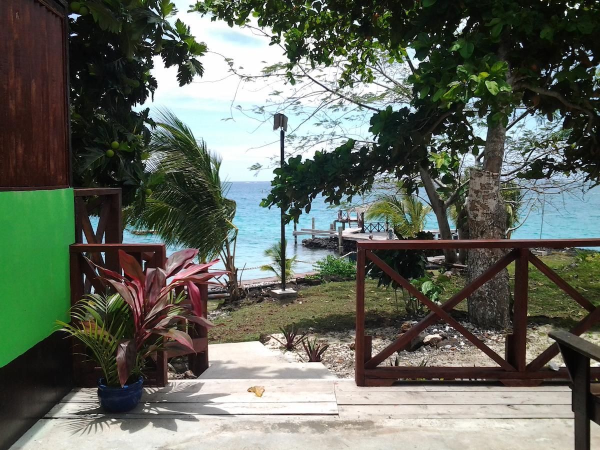 Savai'i Island Vaimoana Seaside Lodge الغرفة الصورة